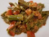 (Receta Vegetariana) Espárragos trigueros salteados tomate veganesa