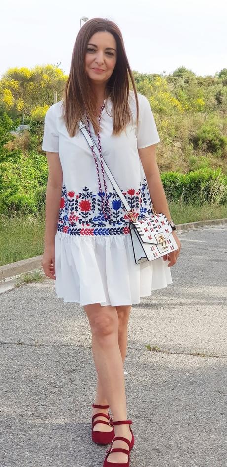 Vestido blanco con bordados