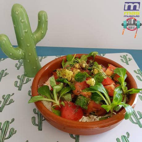 MASMUSCULO CHEF:ENSALADA DE TOMATES, AGUACATE Y COTTAGE MASMUSCULO CHEF:ENSALADA DE TOMATES, AGUACATE Y COTTAGE