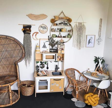 Decoración animal para la habitación infantil sillon mimbre