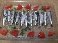 Sardinas a las finas hierbas con tomates asados Sardinas a las finas hierbas con tomates asados