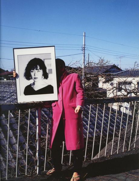 Nobuyoshi Araki acusado de explotación por su musa expone en NYC Nobuyoshi Araki acusado de explotación por su musa expone en NYC