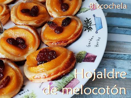HOJALDRE DE MELOCOTÓN HOJALDRE DE MELOCOTÓN