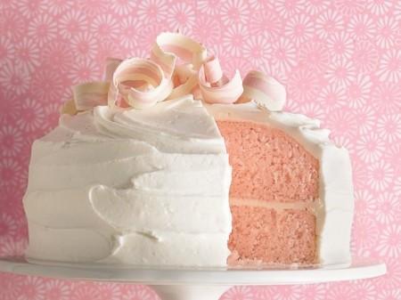 vainilla tiras de chocolate blanco tartas de diseño tarta de cumpleaños postres rosas postres de diseño postres pink cake papel de pared rosa frosting de creme cheese frosting fresas frambuesa fotografía de postres diseño de tartas y dulces diseño de postres 