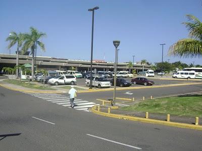 Apresan dotación DNCD aeropuerto Pto. Plata