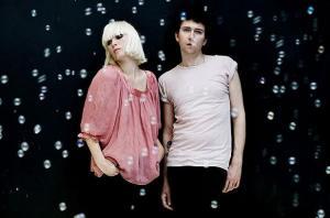 The Raveonettes – Raven In The Grave