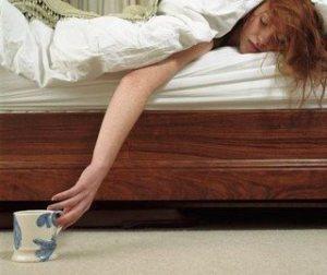 Remedio para la resaca: Un poquito de kuzu con media ciruela umeboshi antes de irse a dormir (si el exceso fue por la noche)y beber agua ya que estaremos deshidratados por el alcohol.