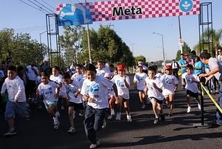 Mini maratón en el Museo Interactivo Trompo mágico