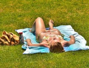 tomar-elsol Beneficios que te aporta tomar el sol en primavera