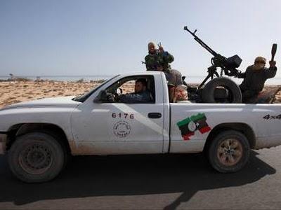 Los rebeldes libios combaten con dureza para conquistar Sirte