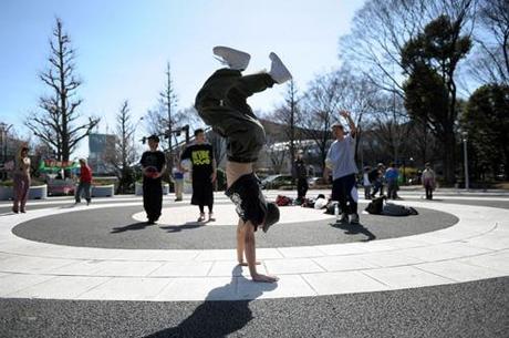 Los japoneses volcados con los damnificados del Tsunami