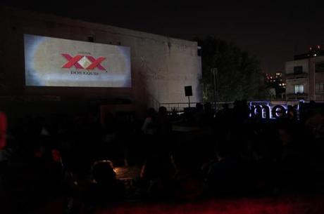 IMG_0949 Cine en las azoteas Dos Equis y Distrito Mural