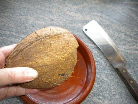 Como romper los cocos Como romper los cocos