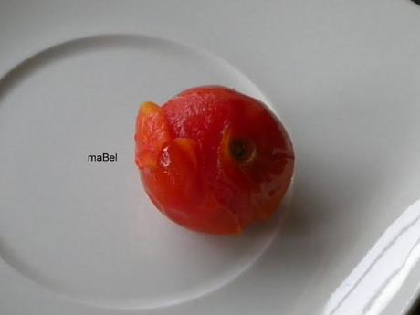 Portobello confitado relleno con huevo frito, jamon y pan cristal artesano Portobello confitado relleno con huevo frito, jamon y pan cristal artesano