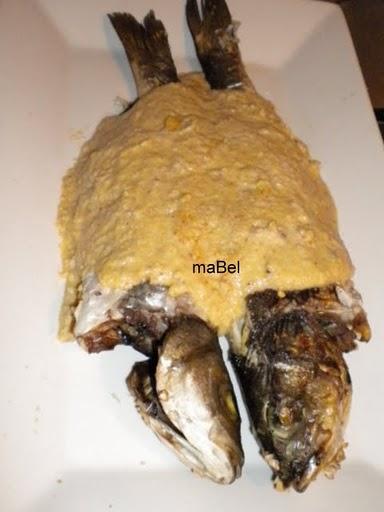 Pescado al horno con 2 huevos