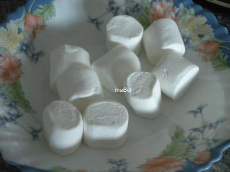 Marshmallow cream homemade- crema de malvaviscos Marshmallow cream homemade- crema de malvaviscos