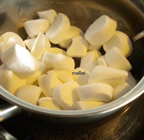 Marshmallow cream homemade- crema de malvaviscos Marshmallow cream homemade- crema de malvaviscos