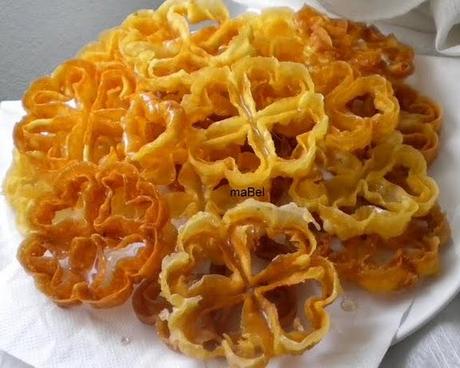 Flores fritas turcas - DEMİR TATLISI Flores fritas turcas - DEMİR TATLISI
