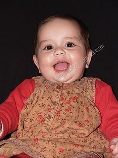 Maria camino a los 8 meses