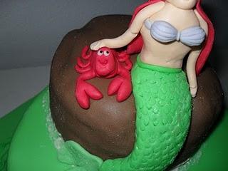 Cumple Paola - Tarta Sirenita y Cupcakes Animalitos