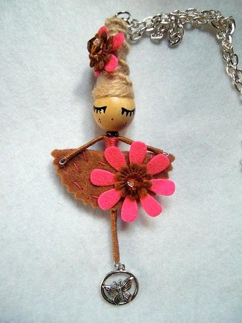 Beige and pink colors