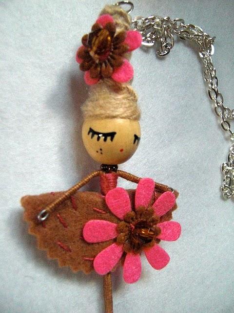 Beige and pink colors