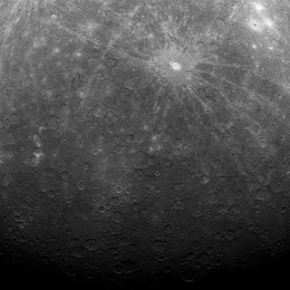 Primera foto de Mercurio desde la Messenger