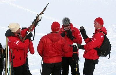 Imágenes del  príncipe Harry en el Polo Norte