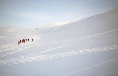 Imágenes del  príncipe Harry en el Polo Norte