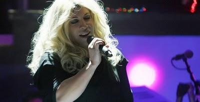 Shakiro se transforma