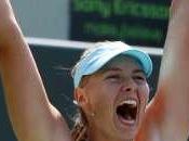 Miami: Sharapova finalista; Federer semis