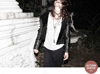 Percheros de Complot