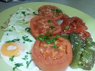 Huevos a la Poêle Andaluza