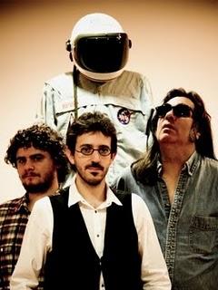 Stormy Mondays en el espacio