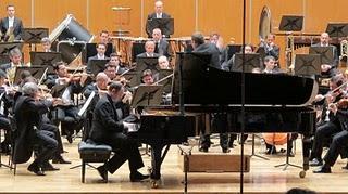 Con viento inglés en popa... ¡y qué pianista!