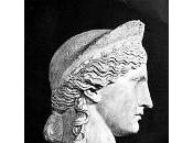 Busto Hera (Juno), Estelle Hurll