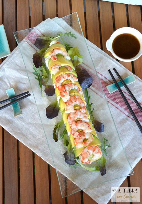Dragon Sushi Roll de Aguacate, Salmón y Gambas