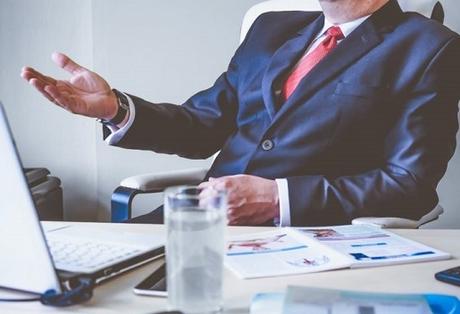 ¿Me puedo fiar de las recomendaciones de inversión de mi asesor financiero personal? recomendaciones-de-inversion