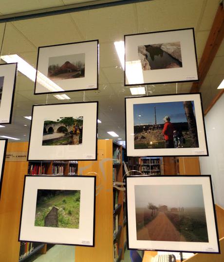 Tras las huellas de Santiago, exposición en la Biblioteca Pública de León.