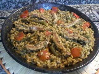 Arroz con boquerones y verduras