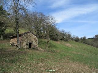 Ujo/Uxo-Casares-La Felguerona-Retruyés