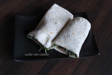 TORTILLAS DE TRIGO (WRAPS) CON ESPINACAS A LA CREMA DE QUESO Y SALMÓN AHUMADO