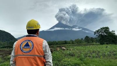 Informe preliminar cifra en 25 los fallecidos por volcán, Guatemala.