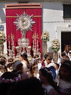 Participación en la procesión del Corpus Christi