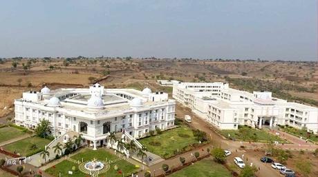 Inauguración de la Universidad Sri Sathya Sai para la Excelencia Humana