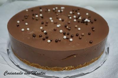 Tarta de chocolate y profiteroles