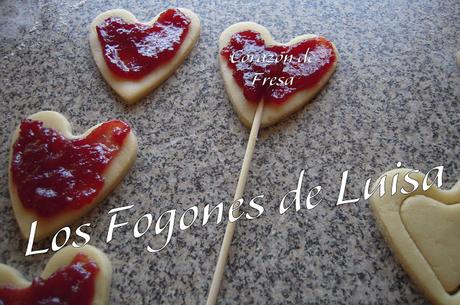GALLETAS CON CORAZÓN DE MERMELADA