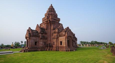 Qué ver y hacer en Buriram Buriram Castle