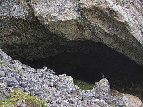 El Camín de los Beyuscos (Parte II): De Cueva Negra a Ribota