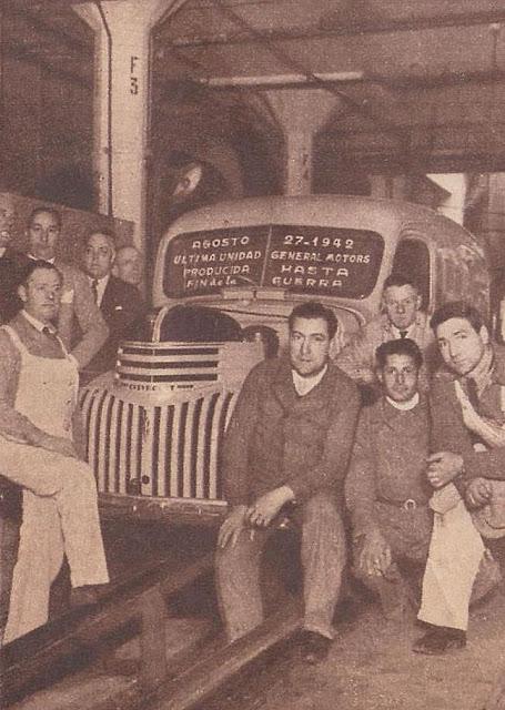 El último Chevrolet en el año 1942